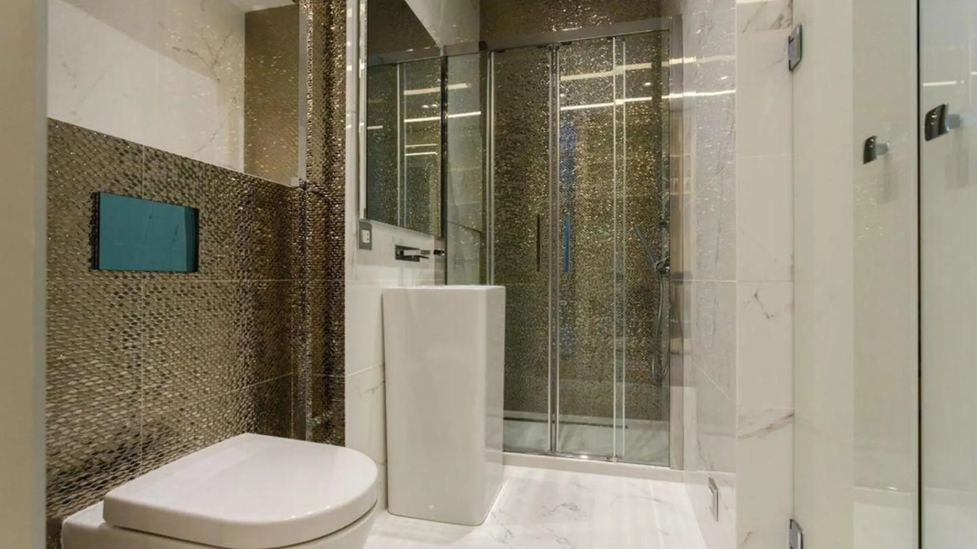 Apartment On Konsul 4 Baku 0*,